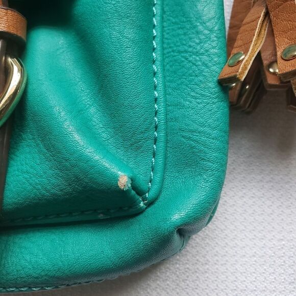 Charming Charlie crossbody - Picture 2 of 7